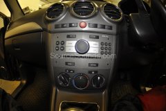 vauxhall-antara-2009-double-din-screen-004