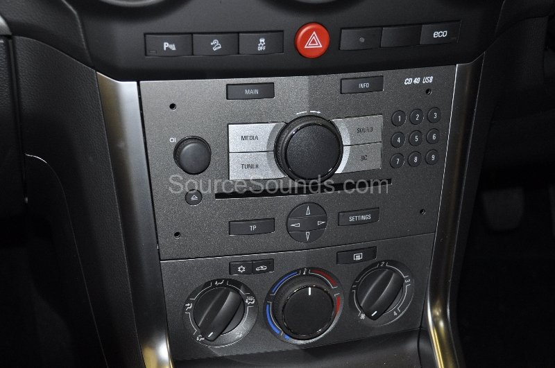 vauxhall-antara-2013-navigation-upgrade-003 vauxhall-antara-2013-navigation-upgrade-003