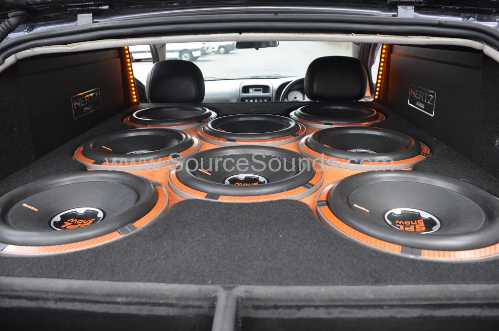 Vauxhall Astra 2002 bass upgrade 023