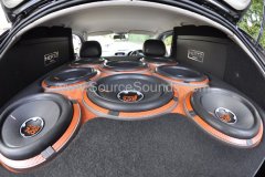 Vauxhall Astra 2002 bass upgrade 016