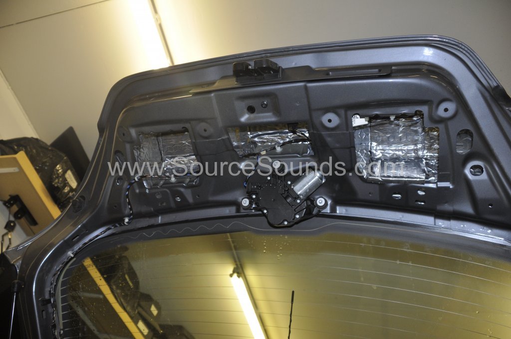 Vauxhall Astra 2007 sound proofing upgrade 007