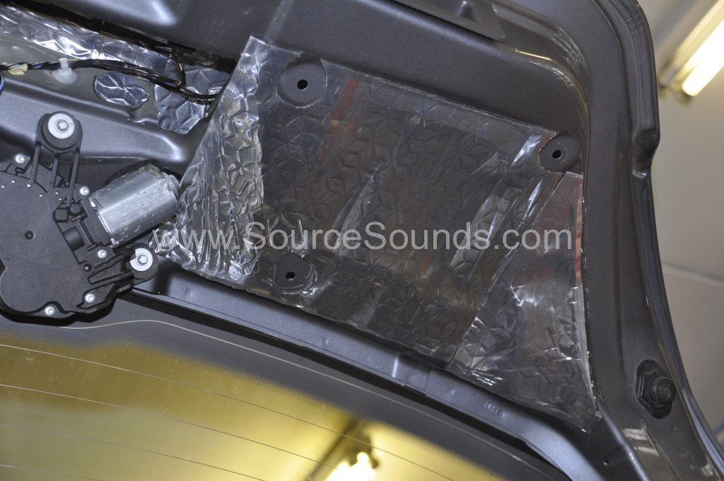 Vauxhall Astra 2007 sound proofing upgrade 013