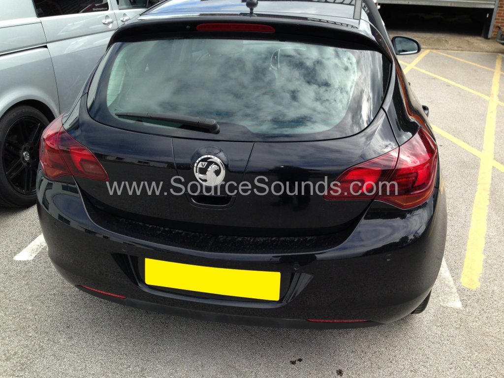 Vauxhall Astra 2011 bluetooth upgrade 002