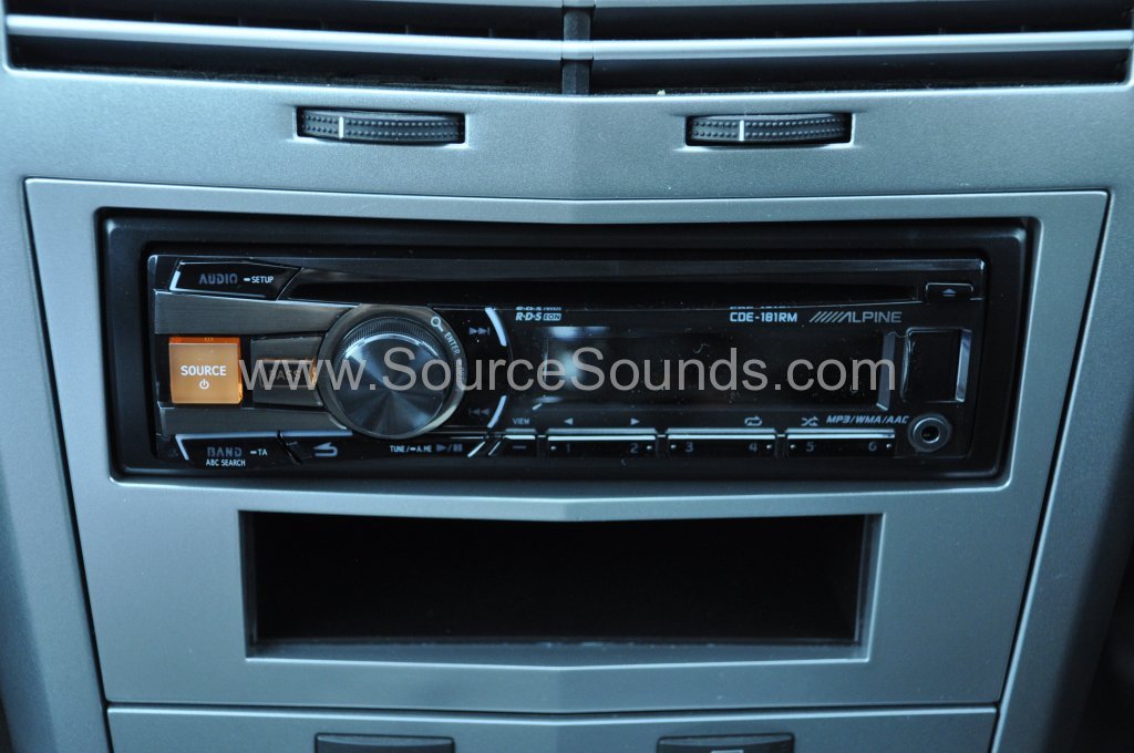 Vauxhall Astra Van 2012 stereo upgrade 004