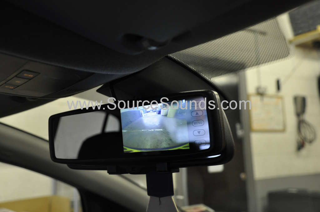 Vauxhall Corsa 2013 reverse camera mirror 005