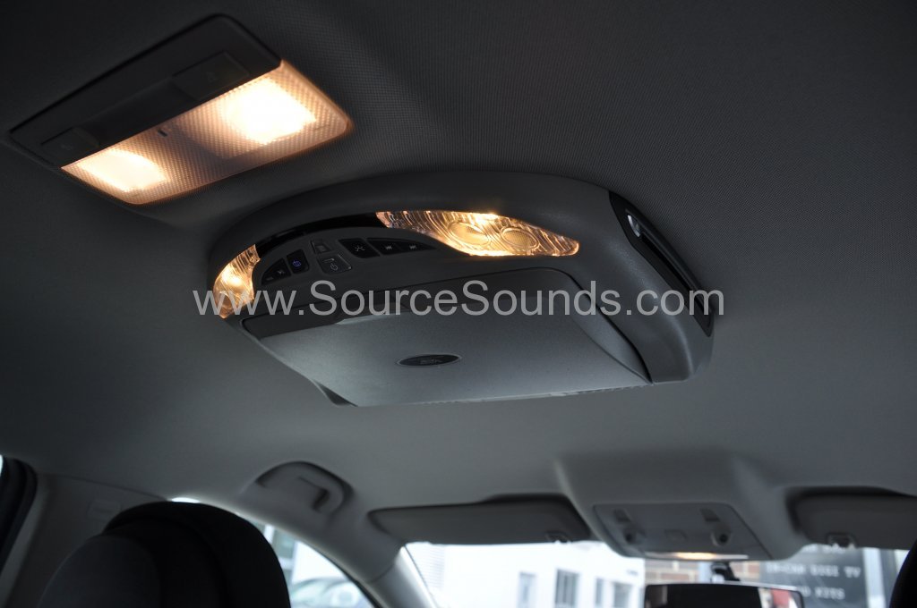 Vauxhall Insignia 2010 dvd roof screen upgrade 003.JPG