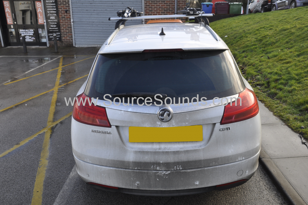 Vauxhall Insignia 2011 kenwood DAB upgrade 002