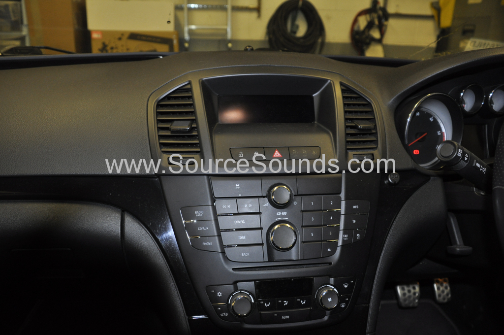 Vauxhall Insignia 2011 kenwood DAB upgrade 003