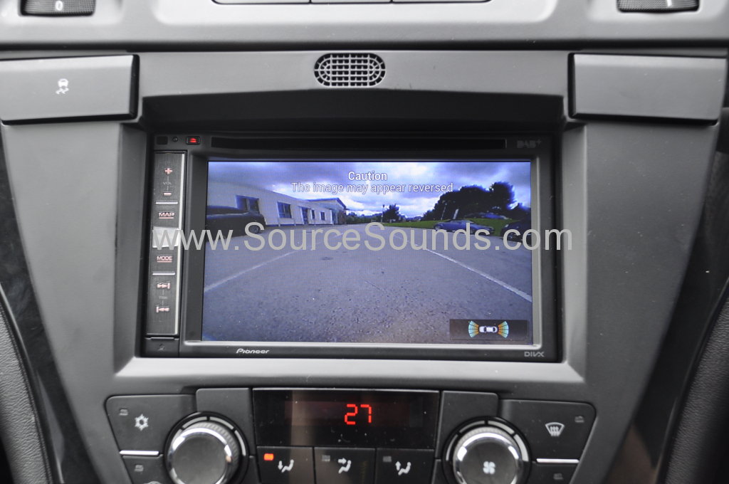 Vauxhall Insignia 2011 reverse camera upgrade 007