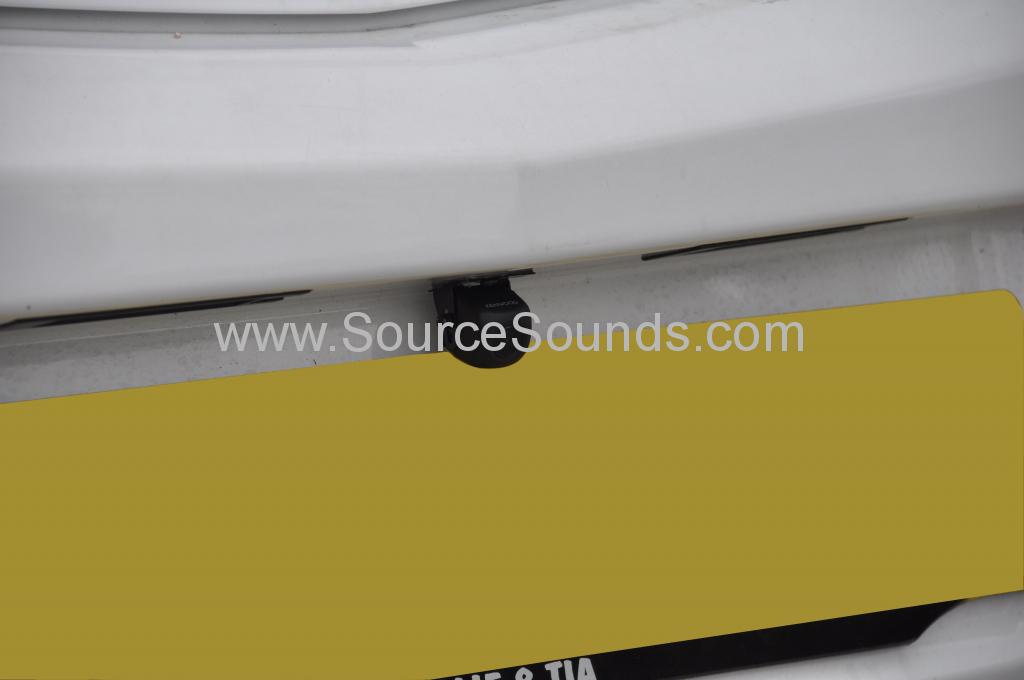 Vauxhall Insignia 2011 reverse camera upgrade 009