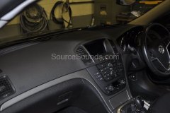 vauxhall-insignia-2012-stereo-upgrade-002