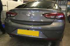 Vauxhall Insignia 2017 reverse camera moving lines 002