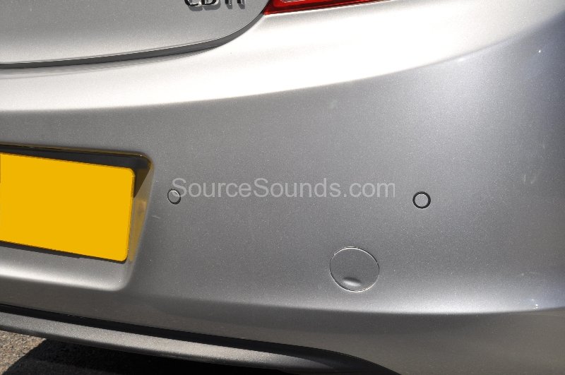 vauxhall-insignia-cdti-2010-rear-parking-sensor-upgrade-004