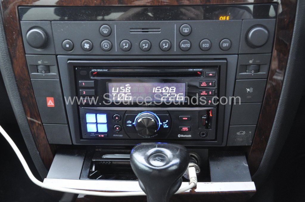 Vauxhall Omega 2003 stereo upgrade 006