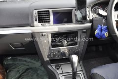 Vauxhall Signum VXR 2006 stereo upgrade 003.JPG