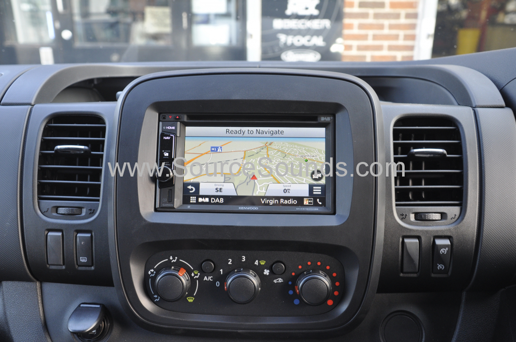 Vauxhall Vivaro 2017 DAB upgrade 007