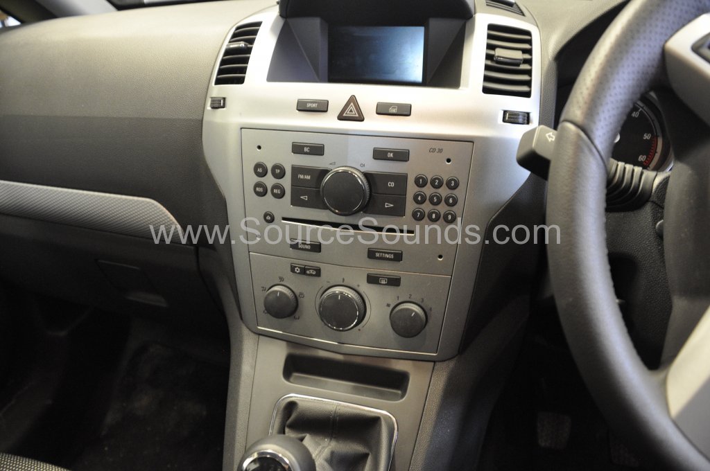 Vauxhall Zafira 2011 navigation upgrade 003.JPG