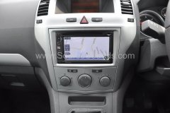 Vauxhall Zafira 2011 navigation upgrade 007.JPG