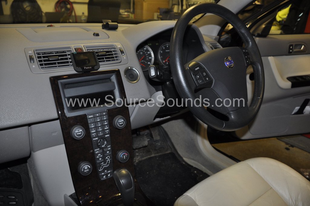 Volvo V50 2006 bluetooth upgrade 003