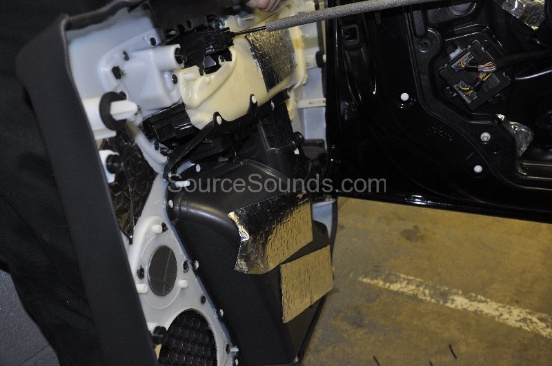 volvo-xc60-2012-audio-upgrade-009