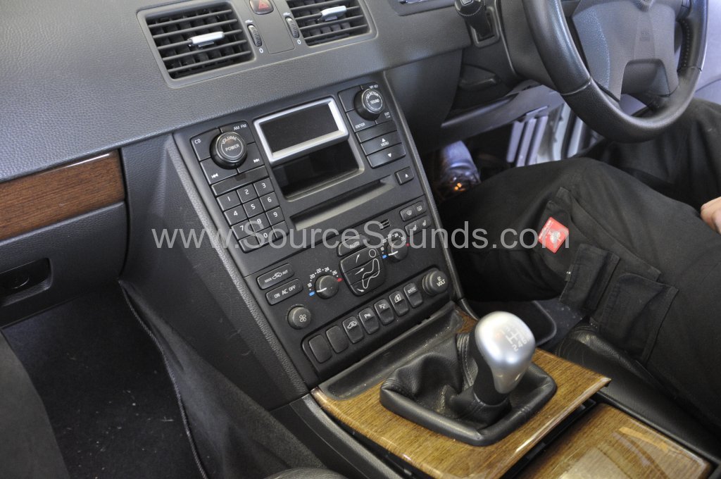 Volvo XC90 2004 screen upgrade 003