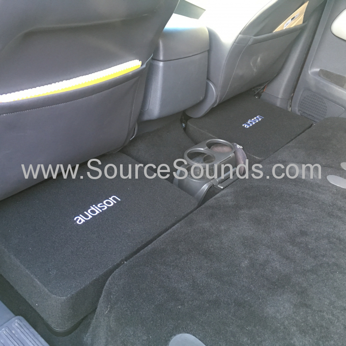VW Amarok 2014 audio upgrade 005