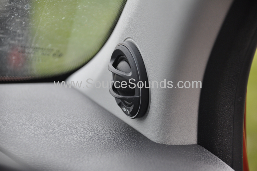 VW Amarok 2014 audio upgrade 009