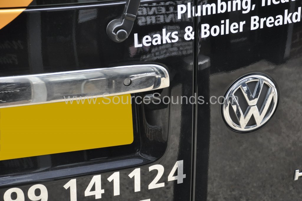 VW Caddy 2014 reverse camera upgrade 009