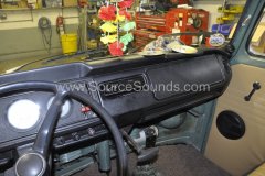 VW Camper 1967 audio upgrade 006