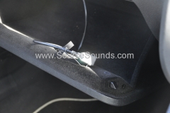 VW EOS 2007 reverse camera upgrade 005