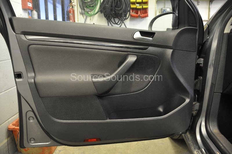 vw-golf-gt-2007-audio-upgrade-002 vw-golf-gt-2007-audio-upgrade-002