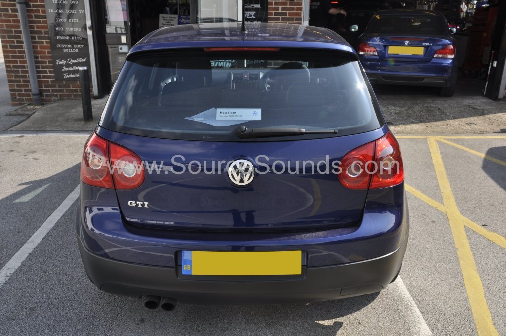 VW Golf Gti navigation upgrade 002