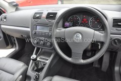 VW Golf Mk5 2005 bluetooth upgrade 003