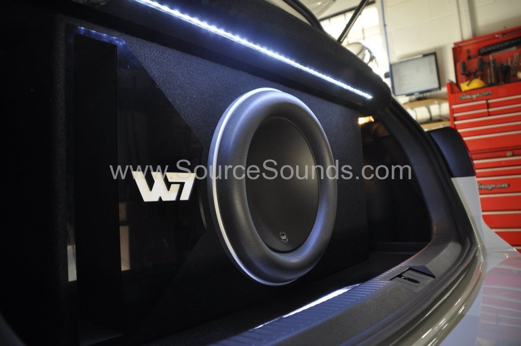 VW Golf Mk7 2014 audio upgrade 017