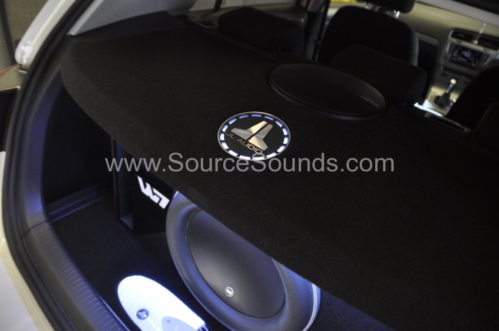 VW Golf Mk7 2014 audio upgrade 018