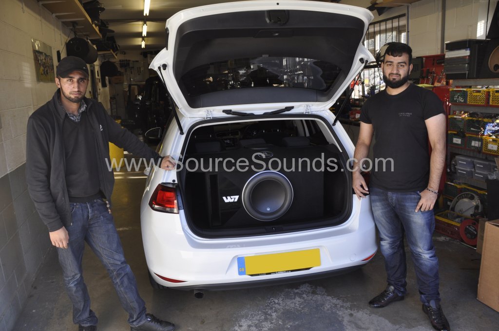 VW Golf Mk7 2014 audio upgrade 031