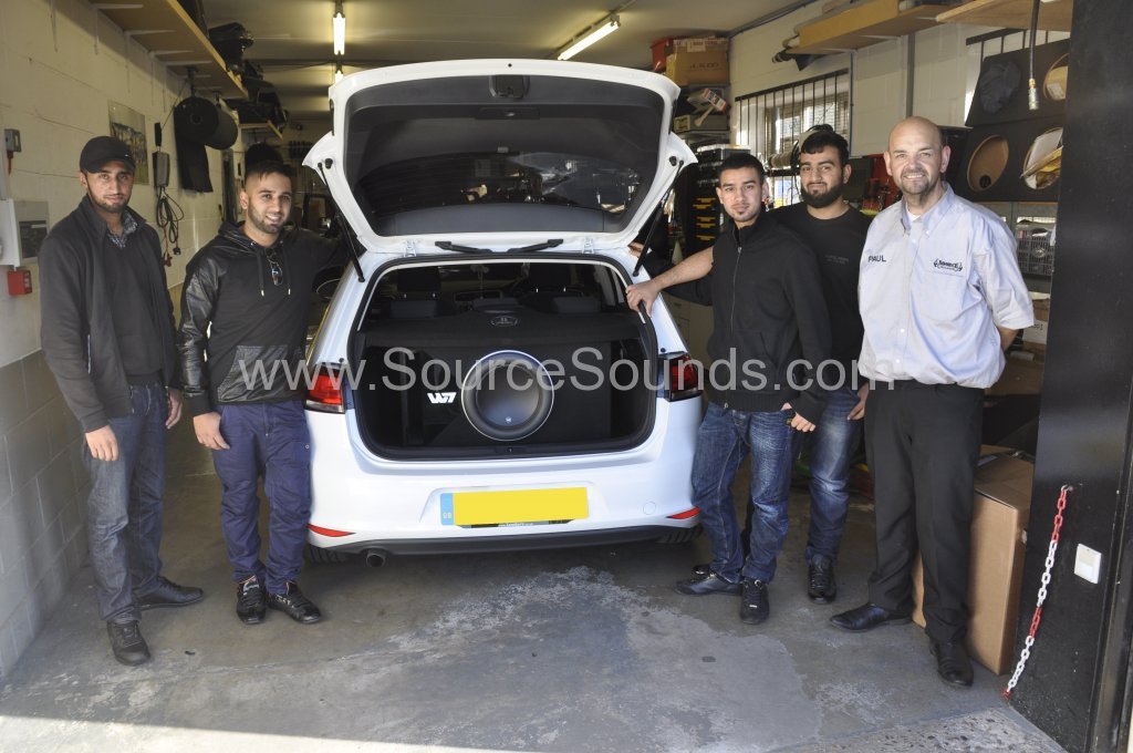 VW Golf Mk7 2014 audio upgrade 032