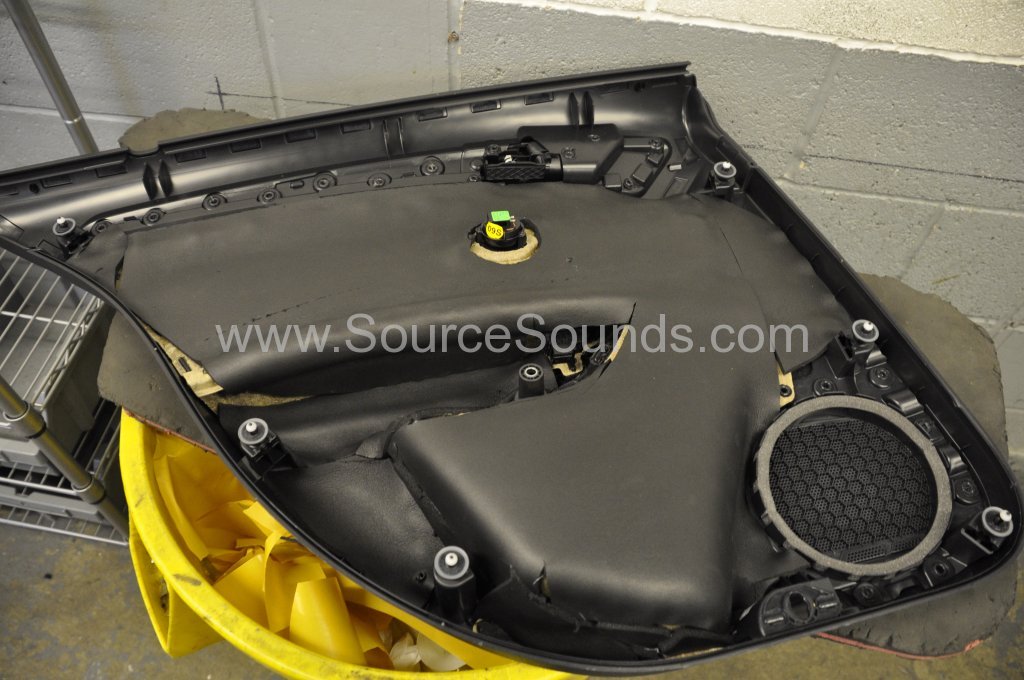VW Golf MK7 2014 sound proofing upgrade 015