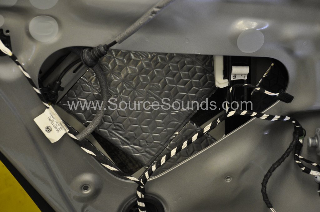 VW Golf MK7 2014 sound proofing upgrade 017