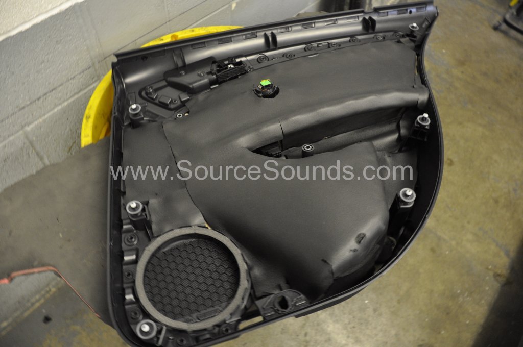 VW Golf MK7 2014 sound proofing upgrade 019