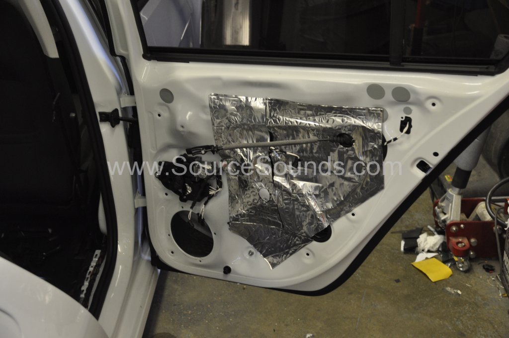 VW Golf Mk7 2014 sound proofing upgrade 012