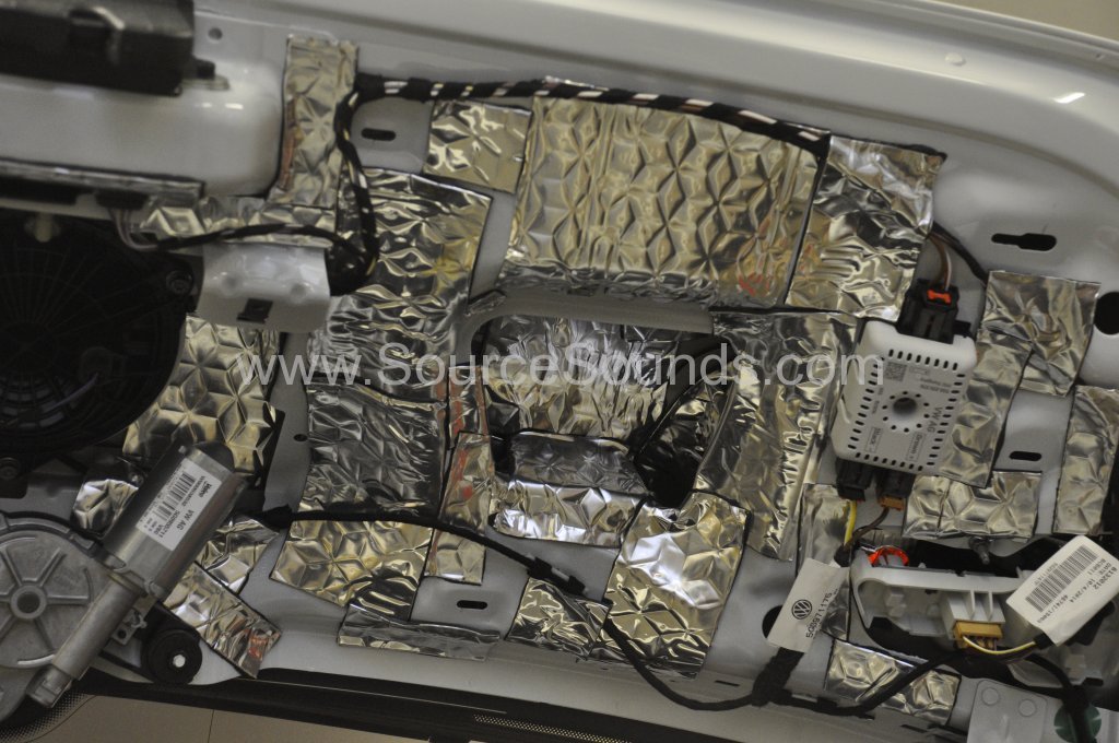 VW Golf Mk7 2014 sound proofing upgrade 021