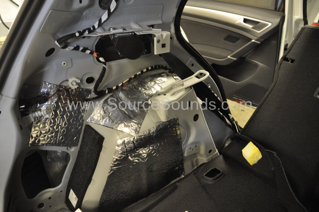 VW Golf Mk7 2014 sound proofing upgrade 022