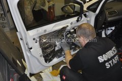 VW Golf Mk7 2014 sound proofing upgrade 008