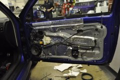 vw-golf-r32-2003-audio-upgrade-007