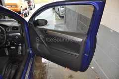 vw-golf-r-custom-install-004