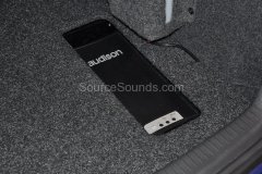 vw-golf-r-custom-install-014