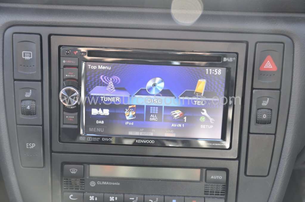 VW Passat 2004 DAB upgrade 003.JPG