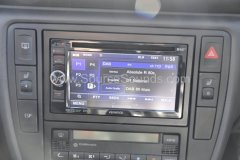VW Passat 2004 DAB upgrade 004.JPG
