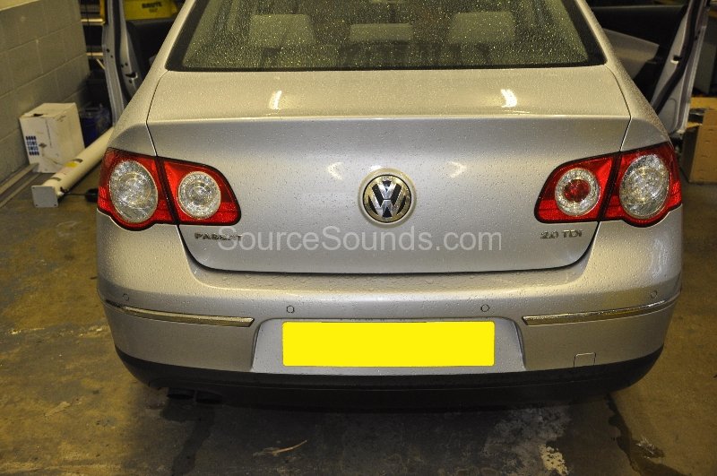 vw-passat-2005-stereo-upgrade-002 vw-passat-2005-stereo-upgrade-002